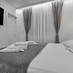 Apartments Luka\'S View